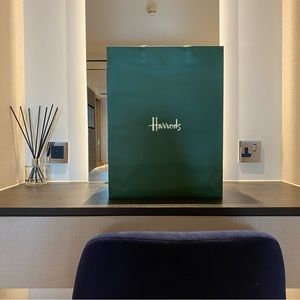 LARGE HARRODS LONDON BAG